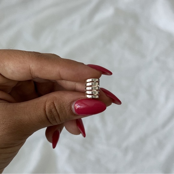 Earcuff - Picture 2 of 2